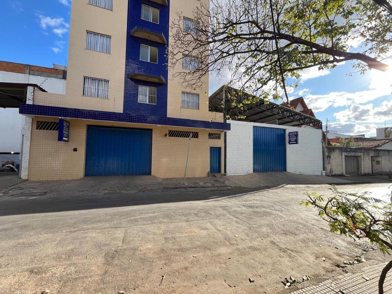Rametta Hotel Montes Claros Exterior photo
